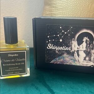 Crème de Vanille Revitalizing Body Oil - Yellow